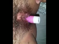 Woman with hairy pussy pushes out multiple objects after enjoying insertion play
